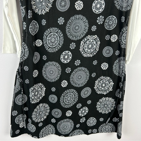Leopards & Roses Mandala 3/4 Sleeves Black White Tunic Top Small - Picture 4 of 15